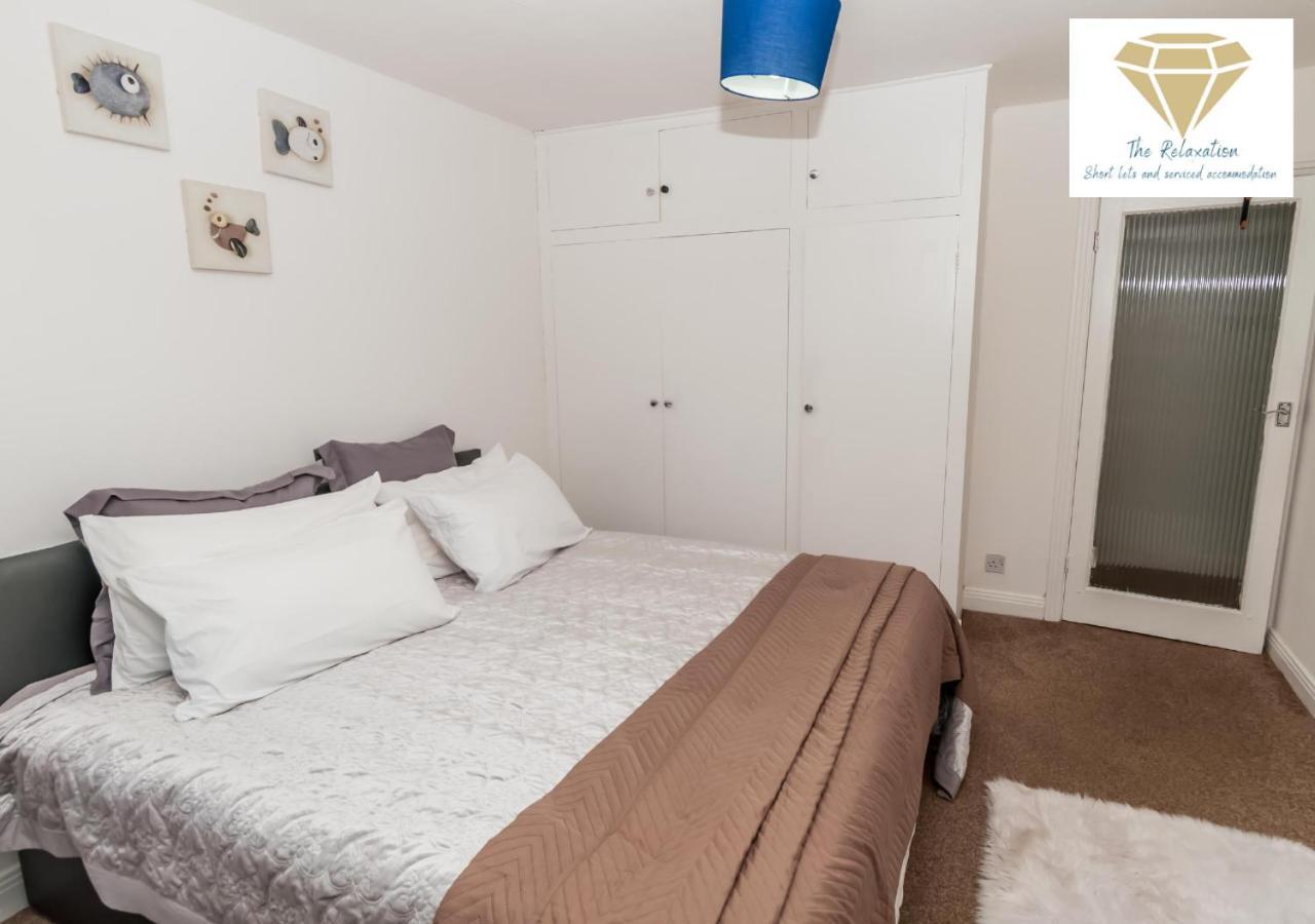 2 Bed Apartment-5 Guests - Business-Relocation-Parking - The Brighton Short Stay & Serviced Apartments Exterior photo